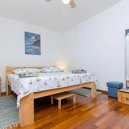 Apartment Trili With Private Garage Split